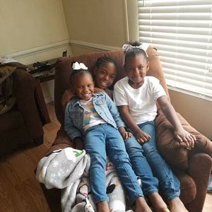 Meet your Posher, Marquist